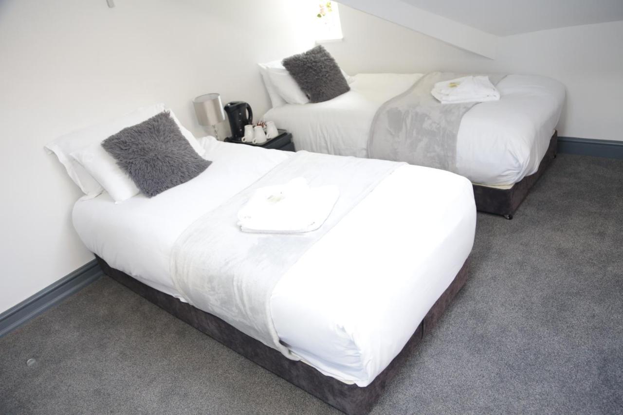 Park City Suites Hotel Manchester Exteriör bild